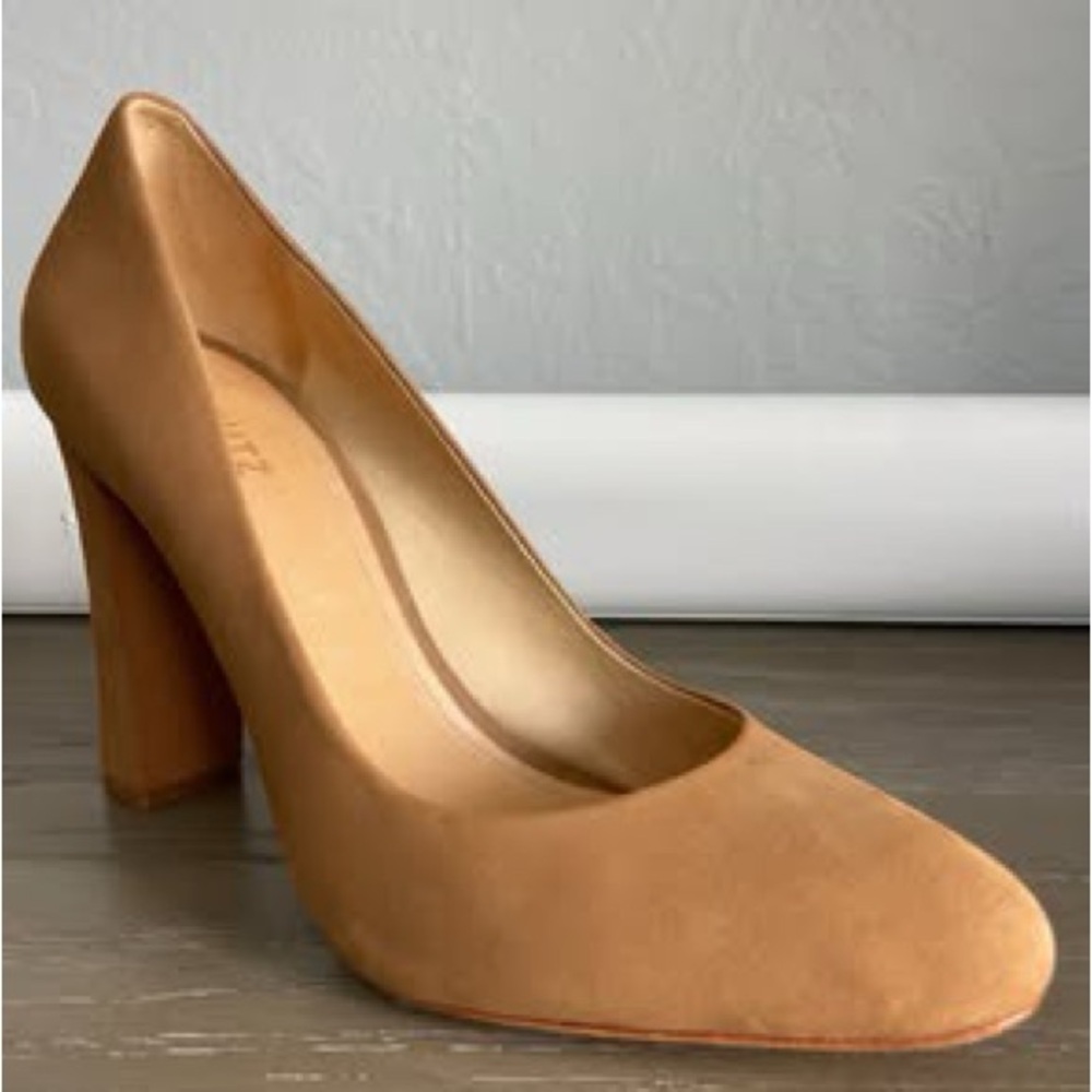 New SCHUTZ Elise Tan Suede Pump